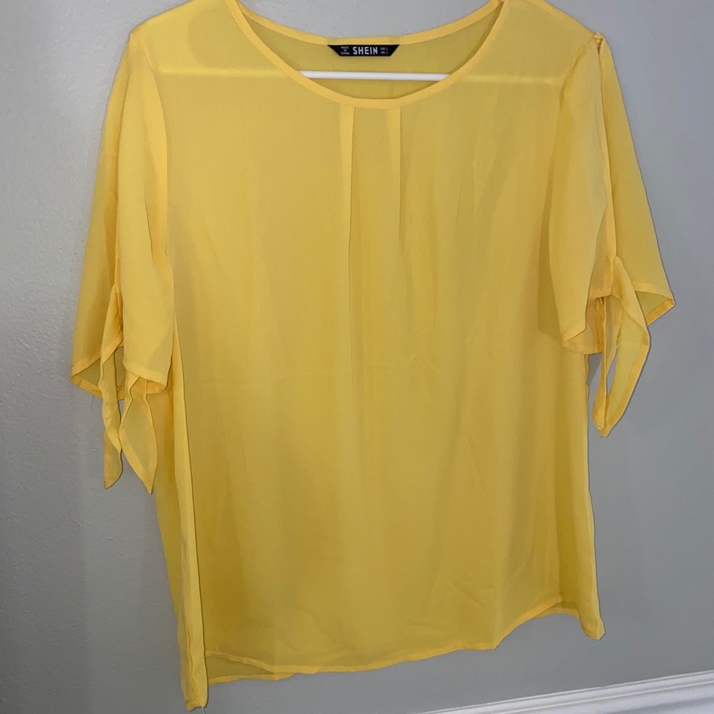 SHEIN Blouse